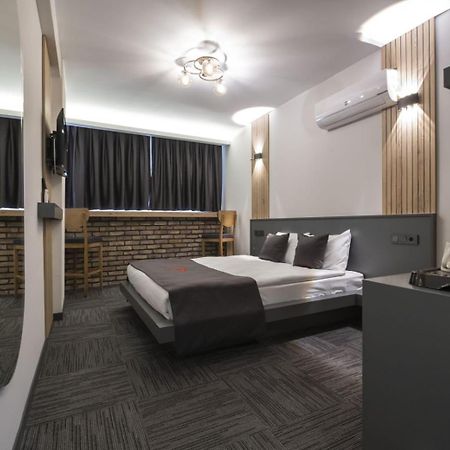 Dewy Hotel Σμύρνη Εξωτερικό φωτογραφία